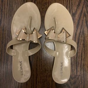 Liliana Beige Sandals with Gold Bow